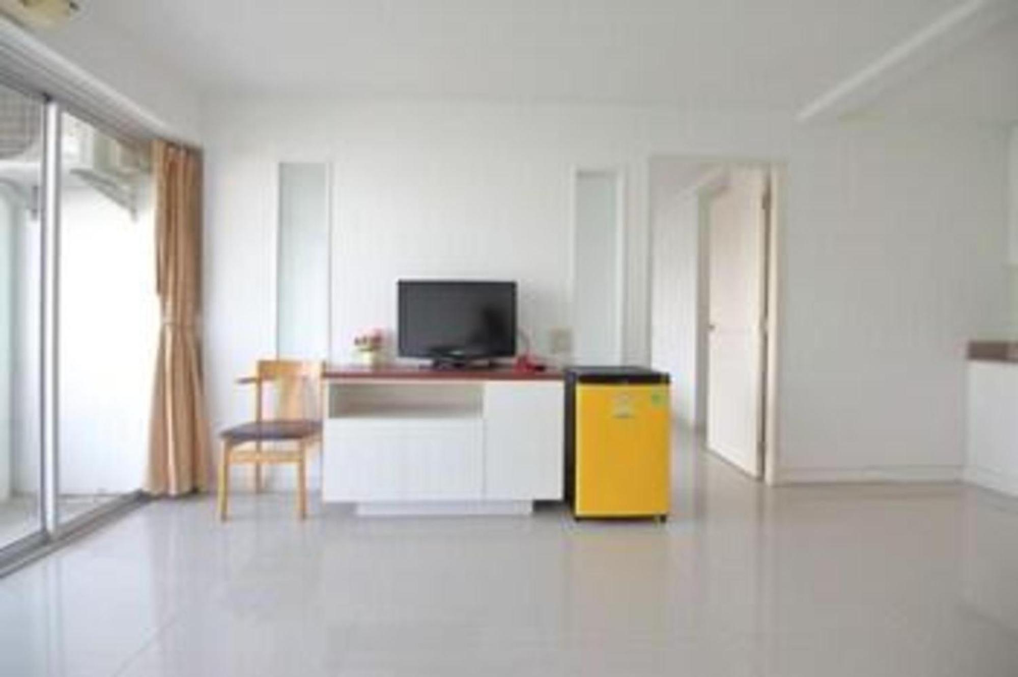 Super Oyo 498 Ladawan Villa Bangkok Exteriér fotografie