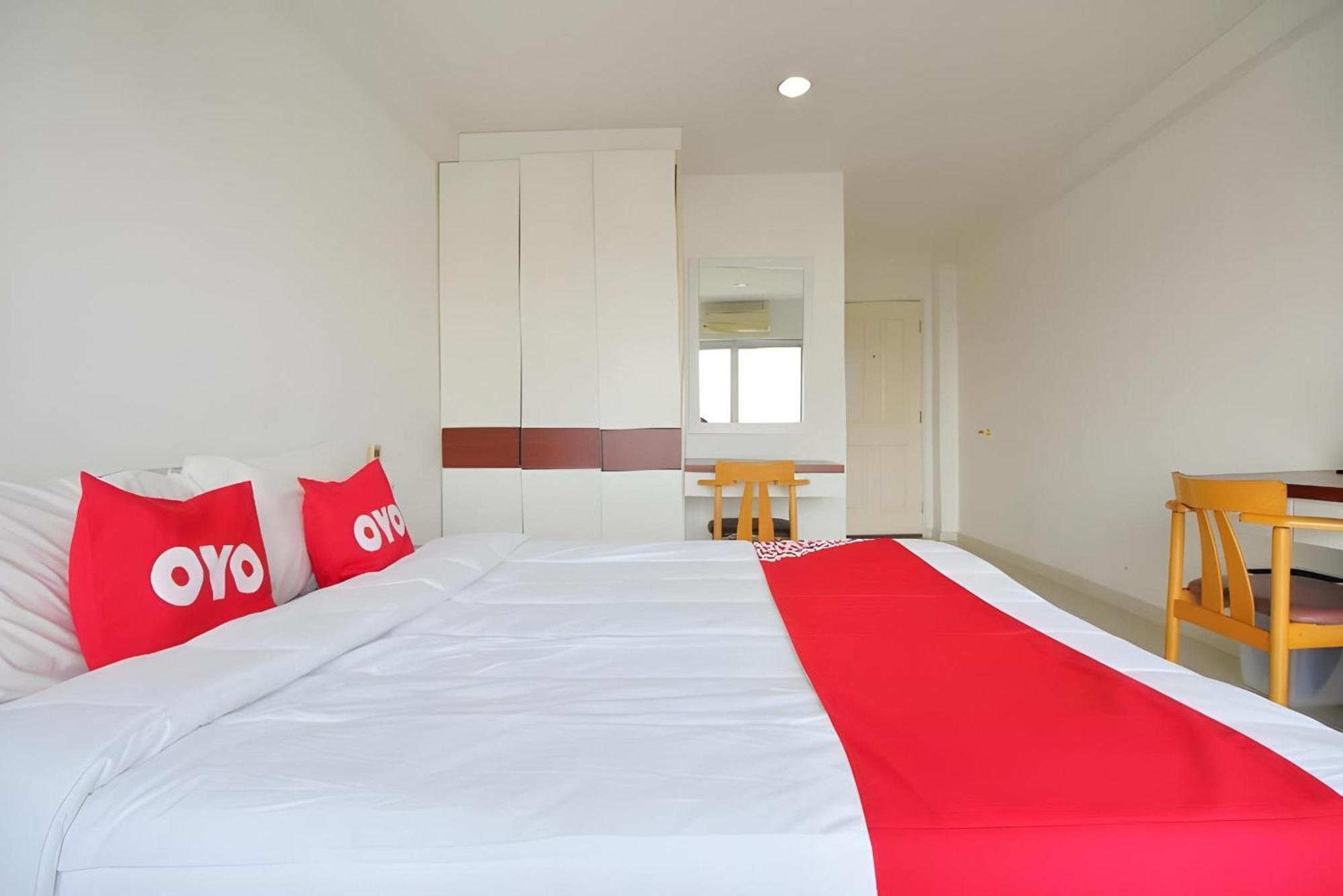 Super Oyo 498 Ladawan Villa Bangkok Exteriér fotografie