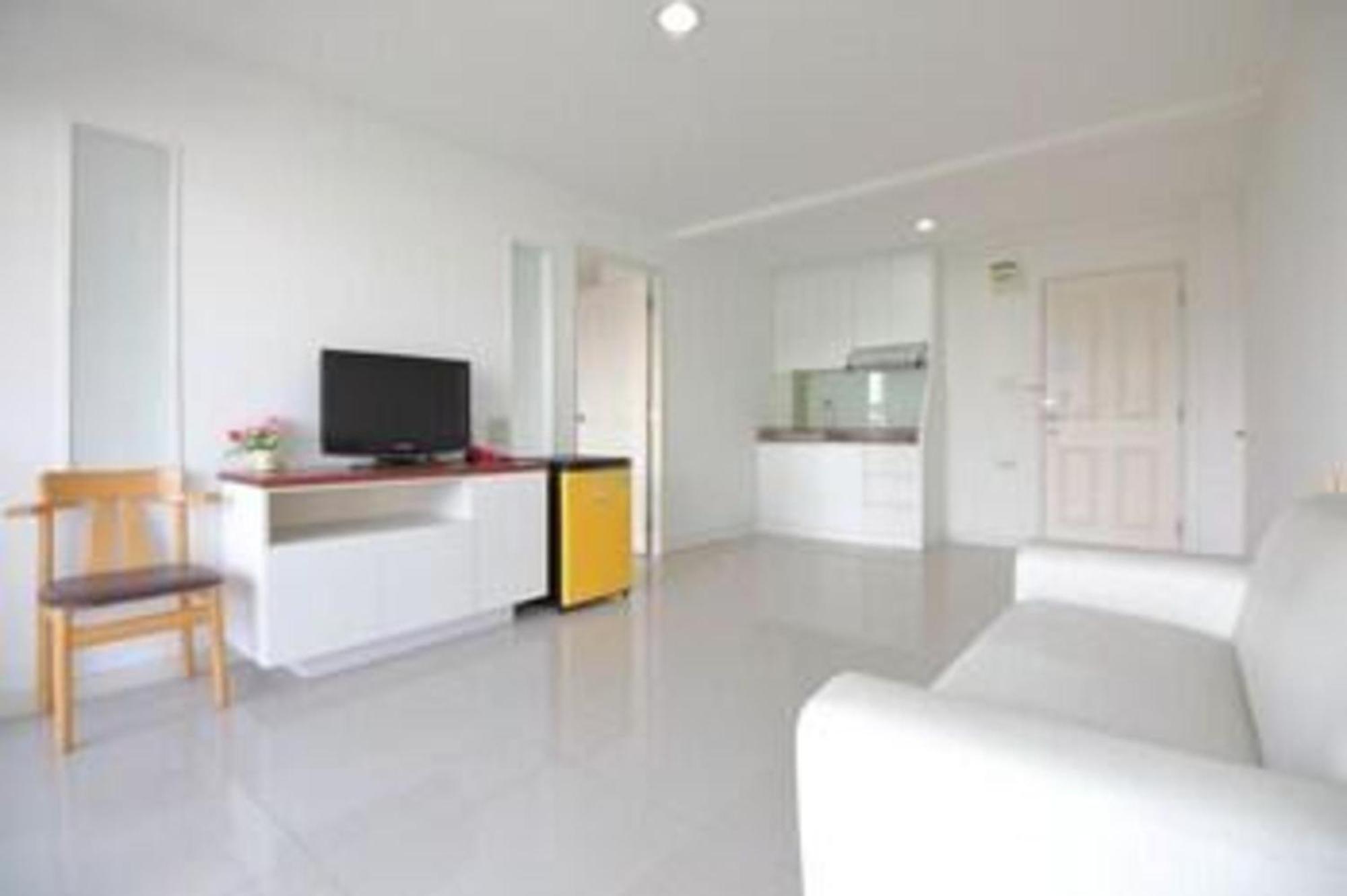 Super Oyo 498 Ladawan Villa Bangkok Exteriér fotografie